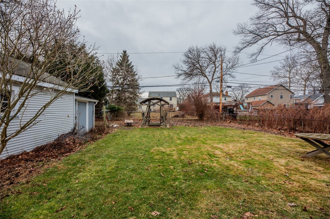 385 Pemberton Road Irondequoit, NY 14622 - Photo 38 of 40