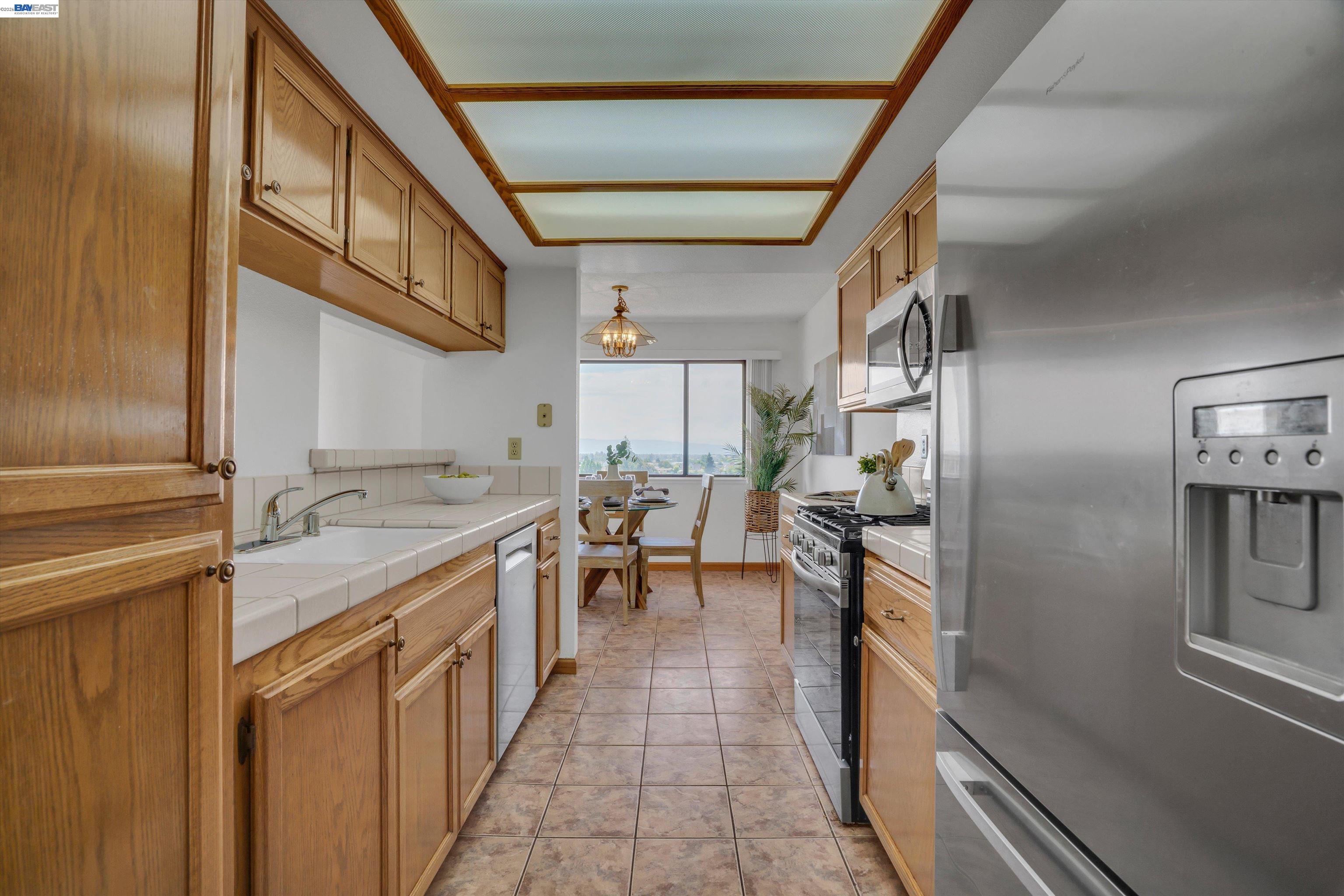 22012 Sevilla Road, Unit 95 Hayward, CA 94541 - Photo 7 of 34 Gallery Image 7