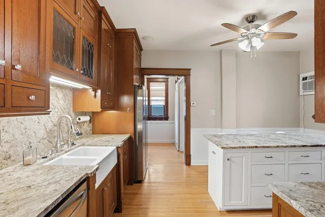 $599,900 | 19383 Babcock Avenue, Lester Prairie, MN 55354