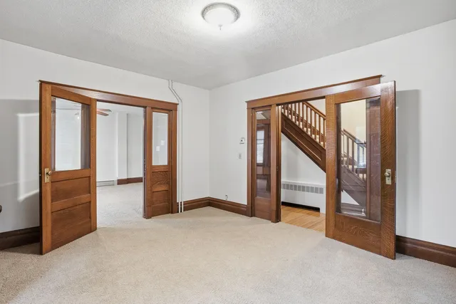 $599,900 | 19383 Babcock Avenue, Lester Prairie, MN 55354