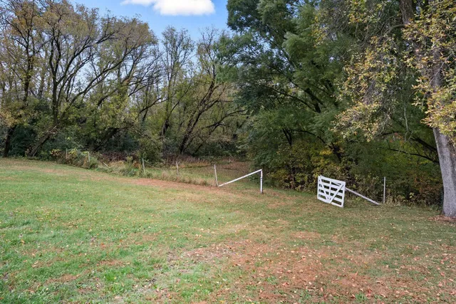 $599,900 | 19383 Babcock Avenue, Lester Prairie, MN 55354