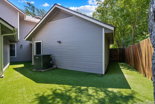 $2,450 | 1130 River Vista West, San Antonio, TX 78216