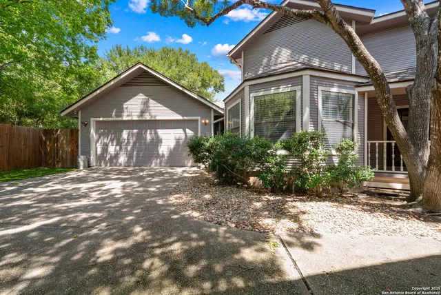 $2,450 | 1130 River Vista West, San Antonio, TX 78216