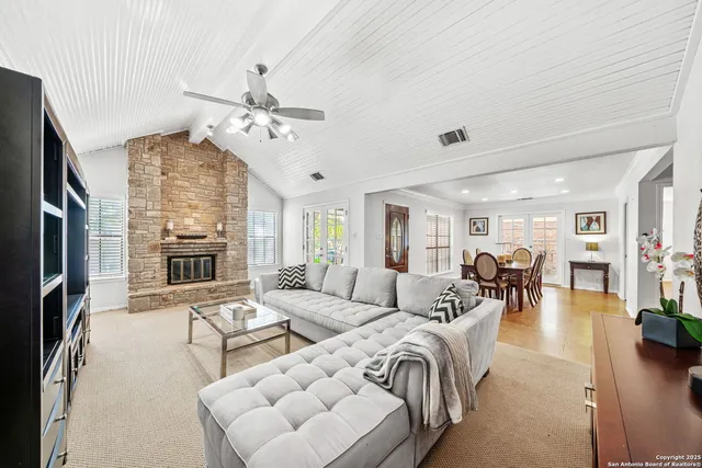 $2,450 | 1130 River Vista West, San Antonio, TX 78216