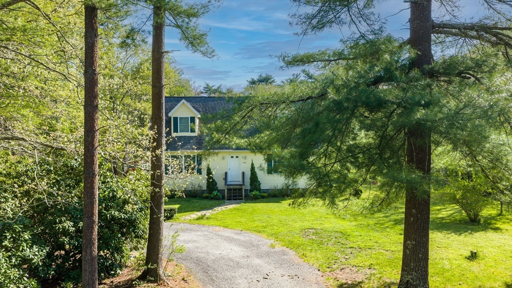 285 County Road Marion, MA 02738 - Photo 2 of 32