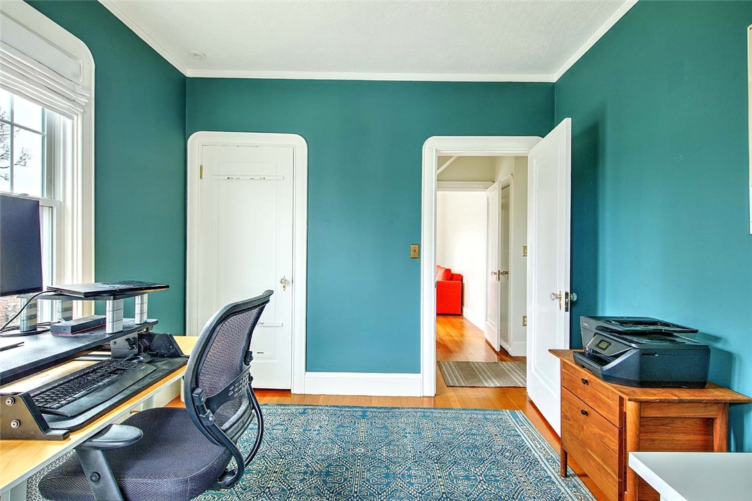 12 Holly Street Providence, RI 02906 - Photo 32 of 44