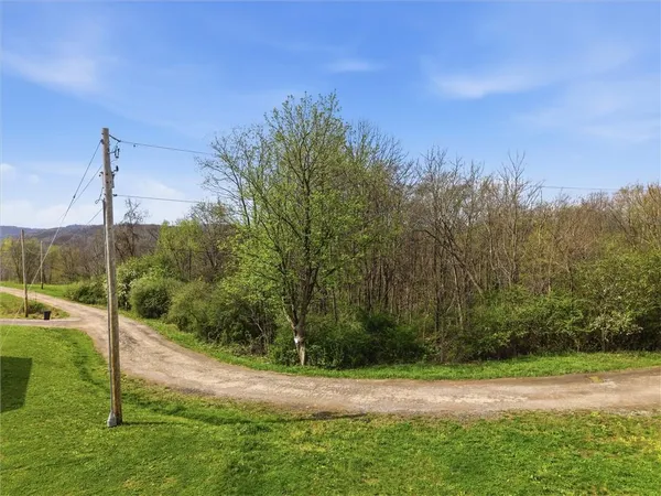 $50,000 | Lot 7 Mcauley Meadows Ln Ford, Ford City, PA 16226