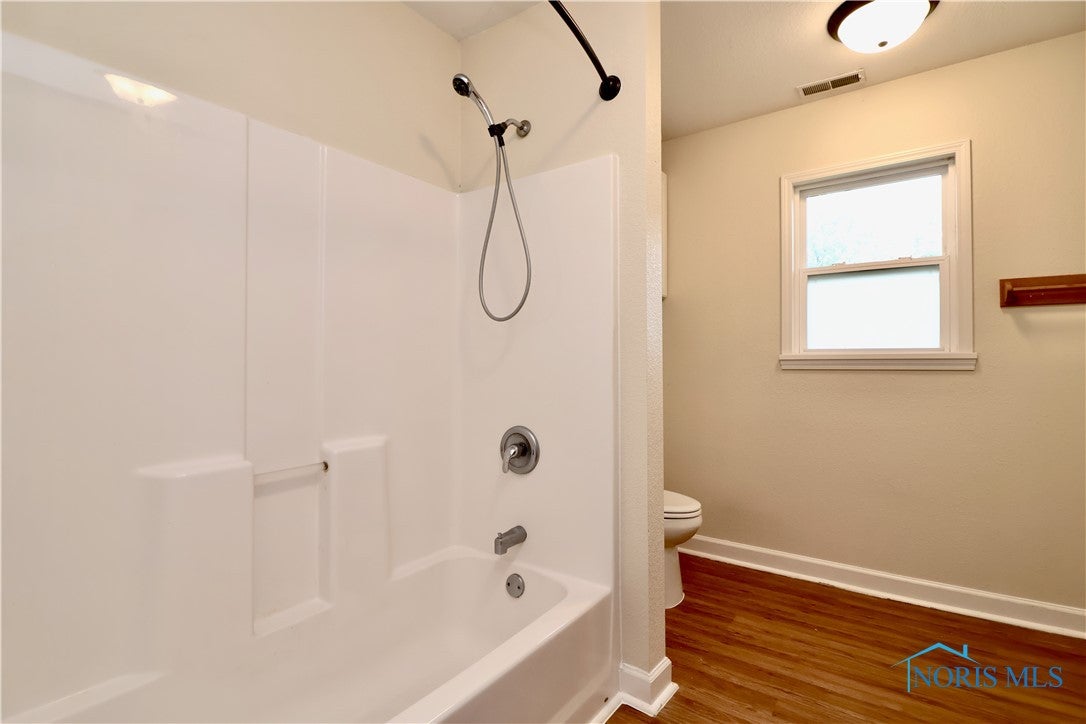 4134 Angola Road Toledo, OH 43615 - Photo 15 of 39 Gallery Image 15
