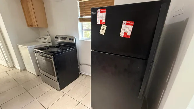 $2,500 | 212 Northwest 8th Avenue, Delray Beach, FL 33444