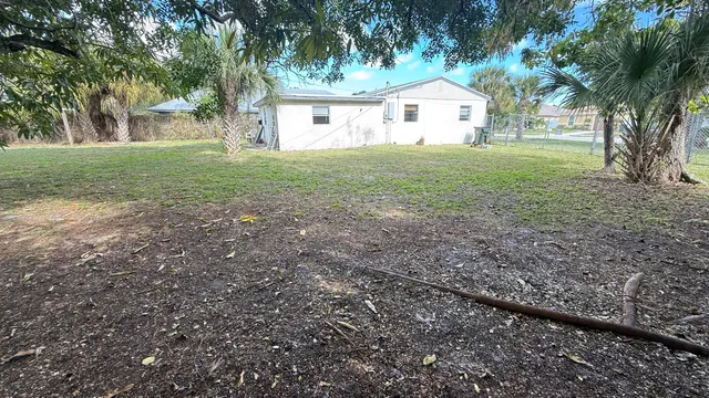 $2,500 | 212 Northwest 8th Avenue, Delray Beach, FL 33444