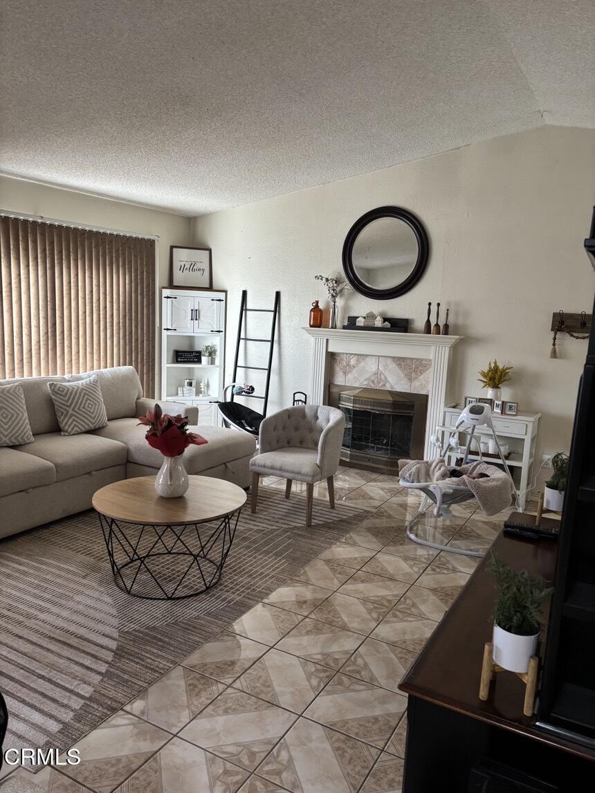 5151 Jefferson Square Oxnard, CA 93033 - Photo 2 of 10 IMG_7338