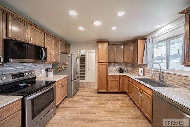 $399,500 | 165 Carol Avenue, Idaho Falls, ID 83401