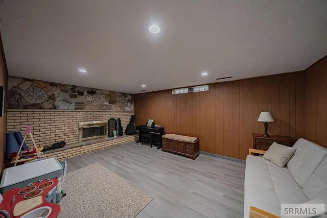 $399,500 | 165 Carol Avenue, Idaho Falls, ID 83401