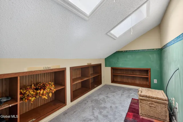 $412,000 | 14 Carrie Court, Niskayuna, NY 12309