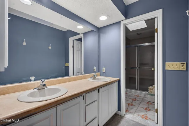 $412,000 | 14 Carrie Court, Niskayuna, NY 12309