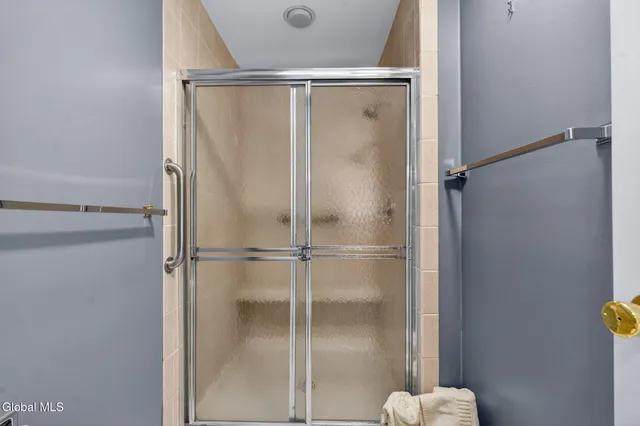 $412,000 | 14 Carrie Court, Niskayuna, NY 12309