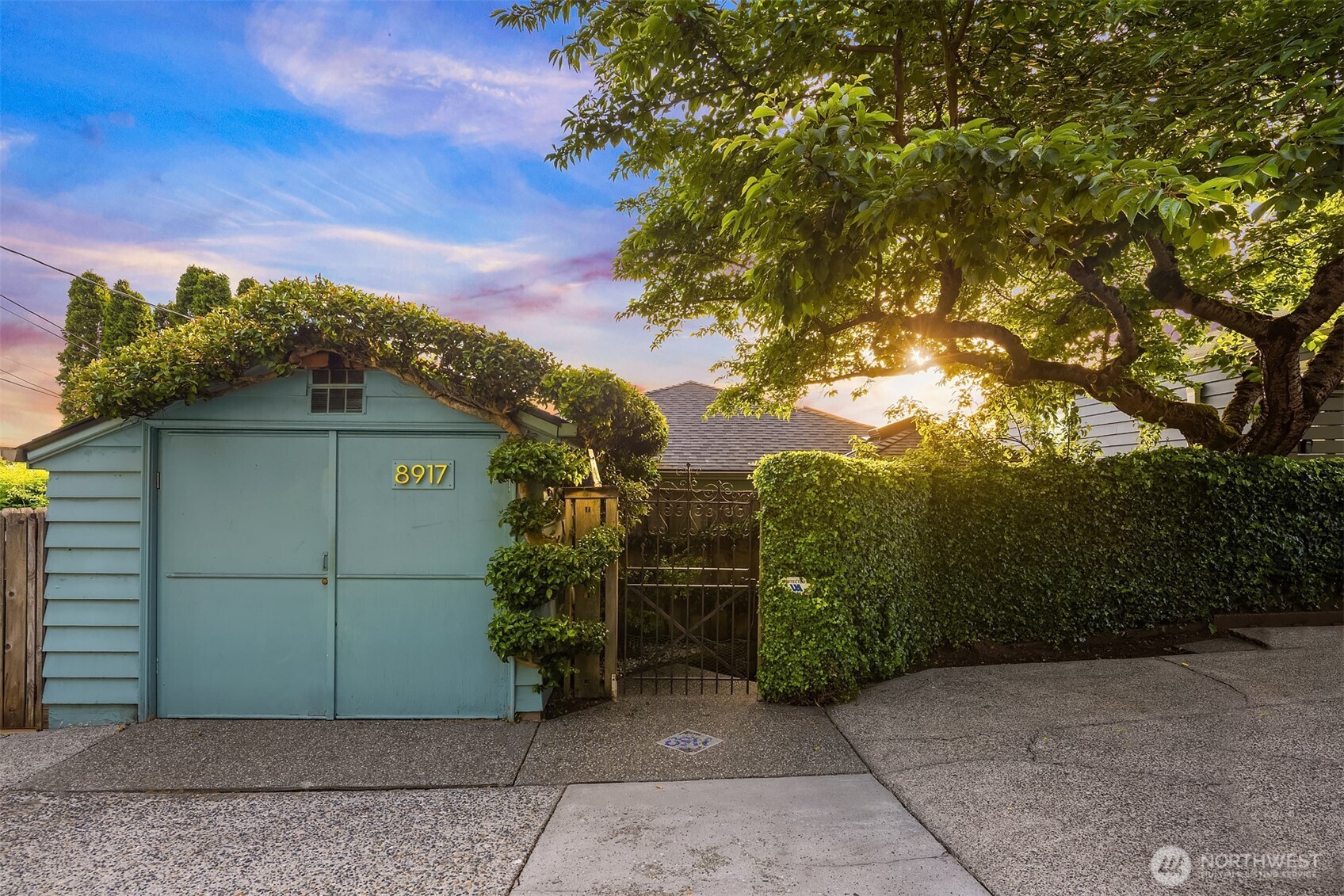 8917 Fauntleroy Way Southwest Seattle, WA 98136 - Photo 32 of 40