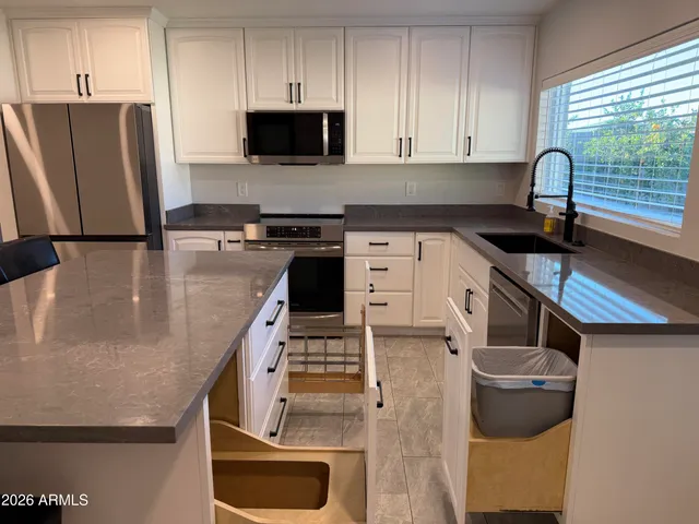 $2,150 | 4140 West Paradise Drive, Phoenix, AZ 85029