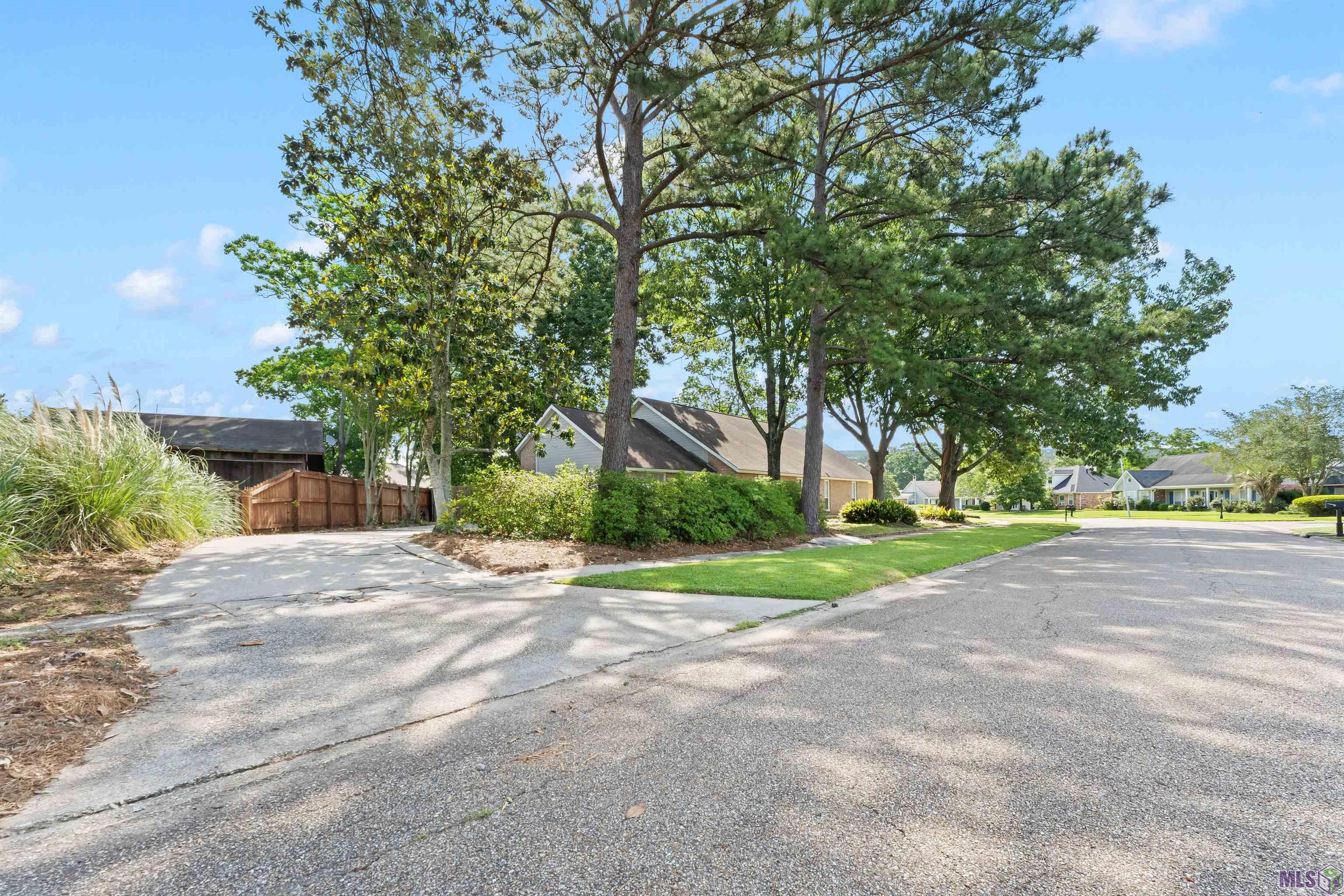 2941 Lockefield Drive Baton Rouge, LA 70816 - Photo 6 of 7