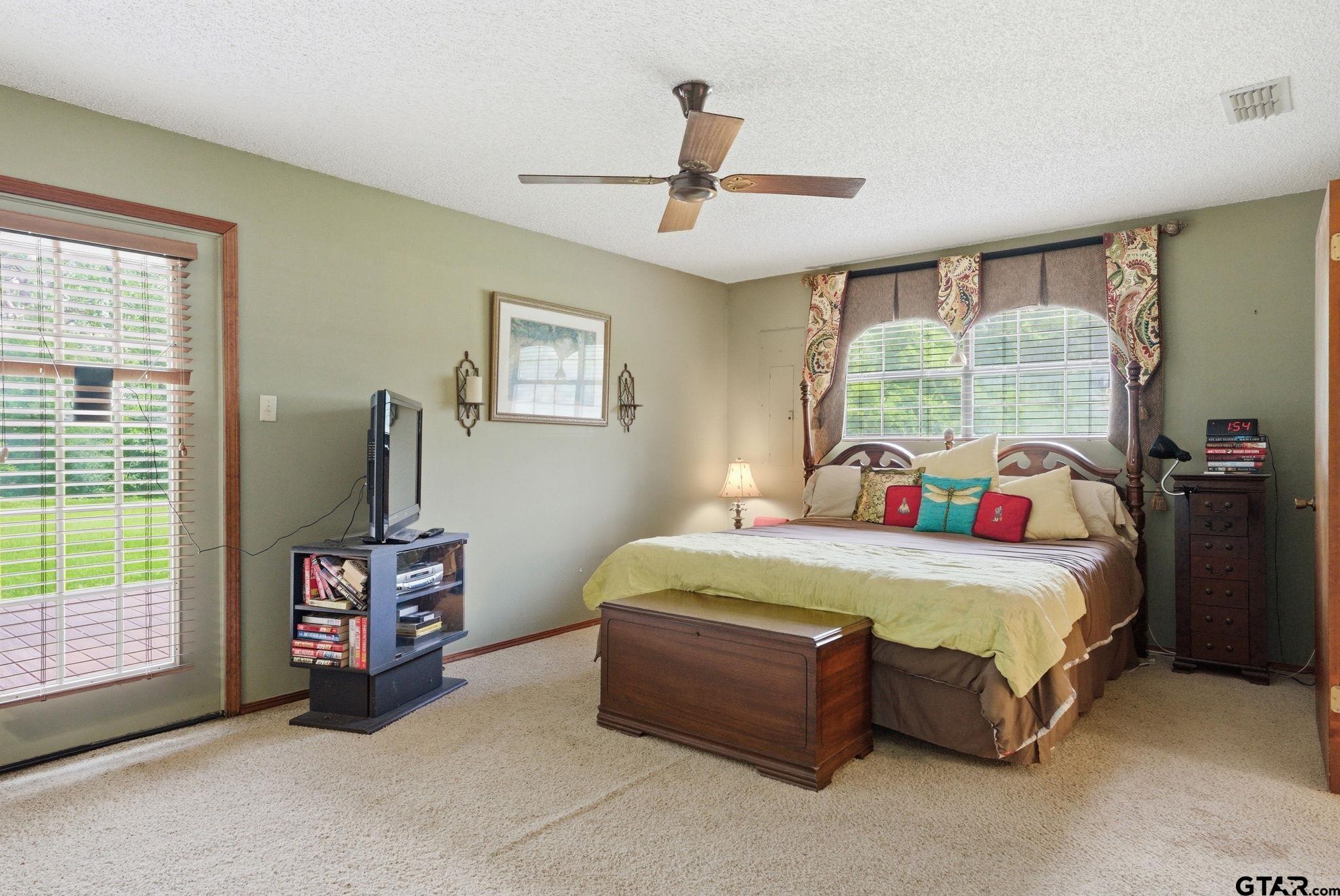 6146 County Road 334 Tyler, TX 75708 - Photo 17 of 34