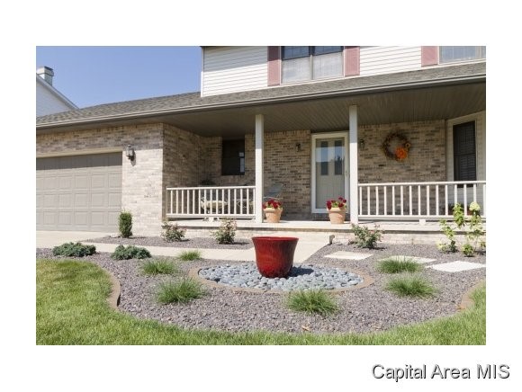 2517 Woodfield Road Springfield, IL 62711 - Photo 2 of 24