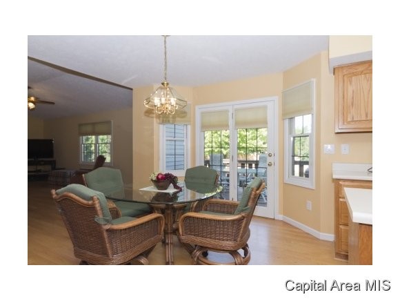 2517 Woodfield Road Springfield, IL 62711 - Photo 3 of 24