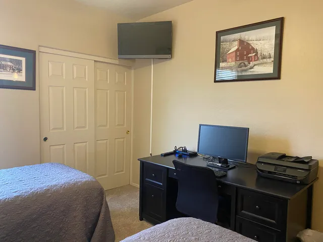 $3,950 | 11500 East Cochise Drive, Unit 1010, Scottsdale, AZ 85259