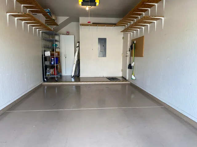 $3,950 | 11500 East Cochise Drive, Unit 1010, Scottsdale, AZ 85259