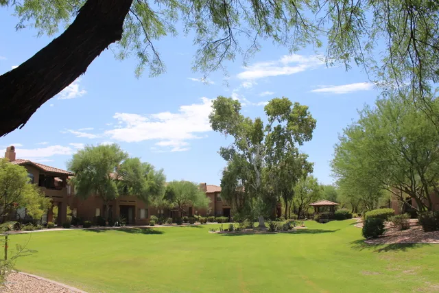 $3,950 | 11500 East Cochise Drive, Unit 1010, Scottsdale, AZ 85259