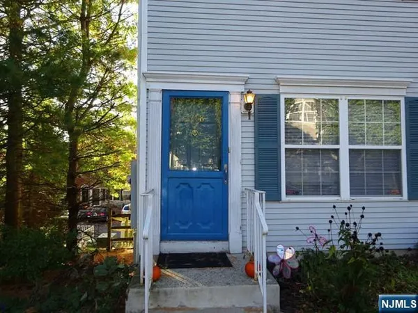 $3,200 | 2388 Quill Court, Mahwah, NJ 07430