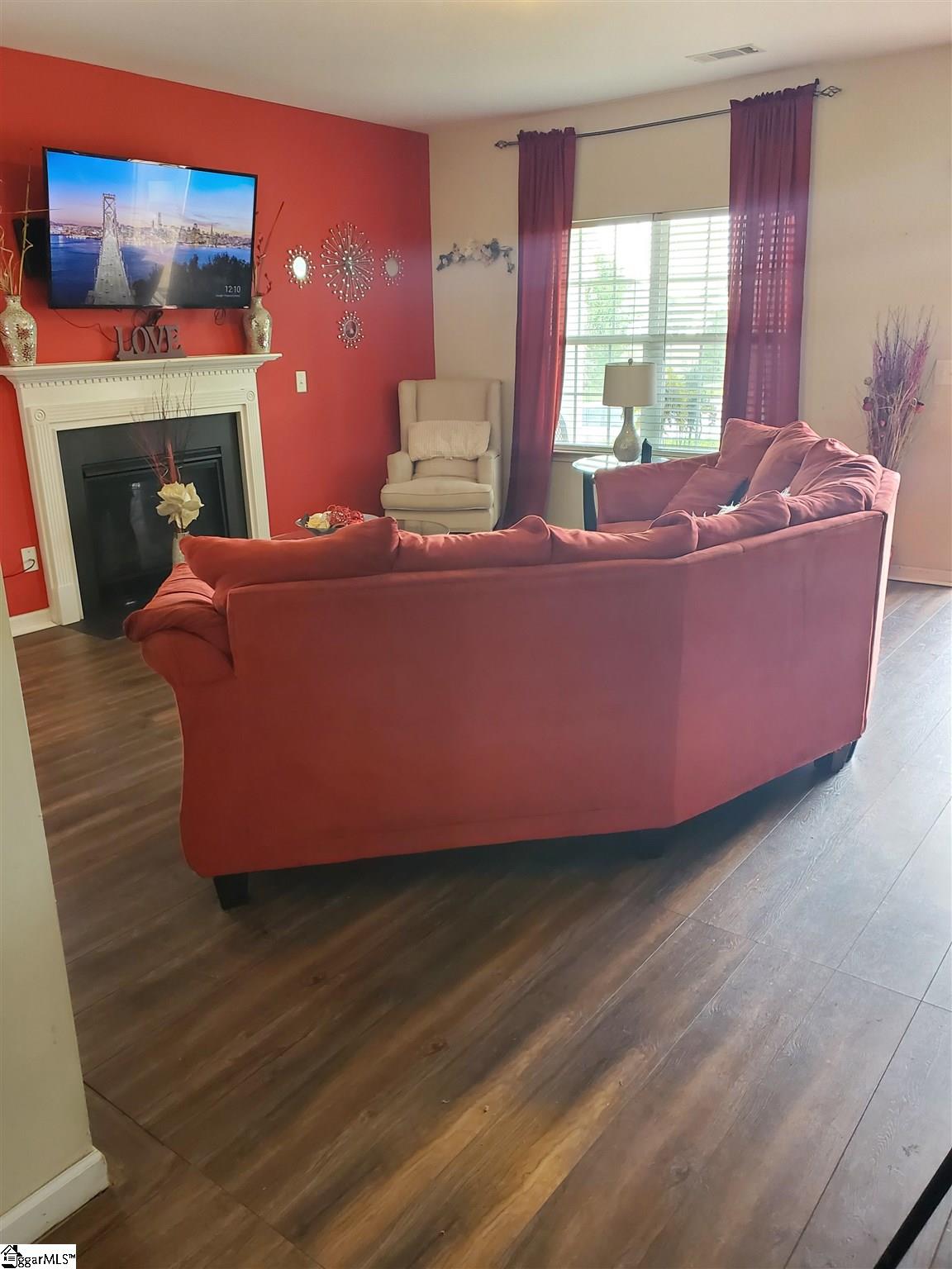 34 Remus Way Simpsonville, SC 29681 - Photo 4 of 17 Gallery Image 4