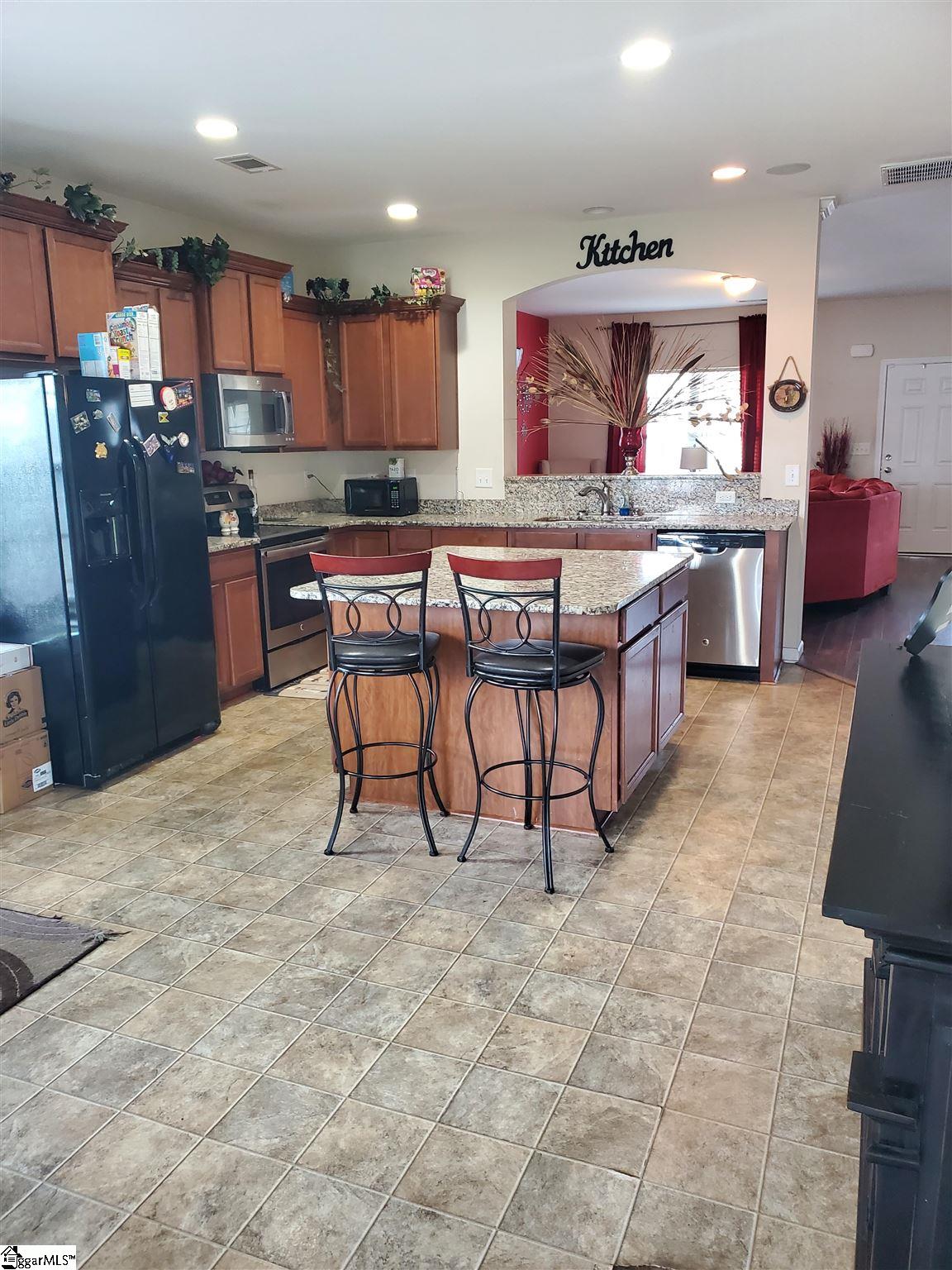 34 Remus Way Simpsonville, SC 29681 - Photo 5 of 17 Gallery Image 5