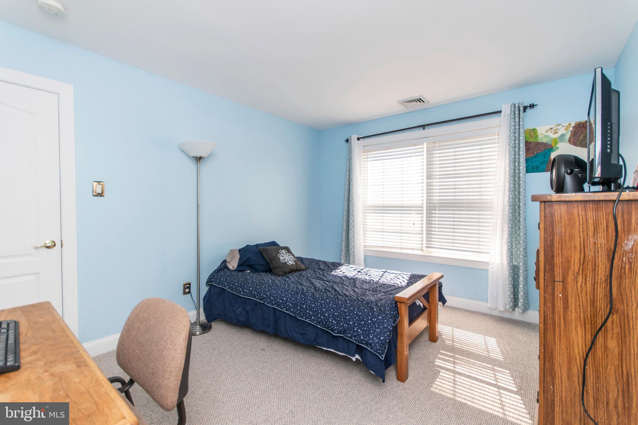 100 Meadow Run Road Bordentown, NJ 08505 - Photo 27 of 42