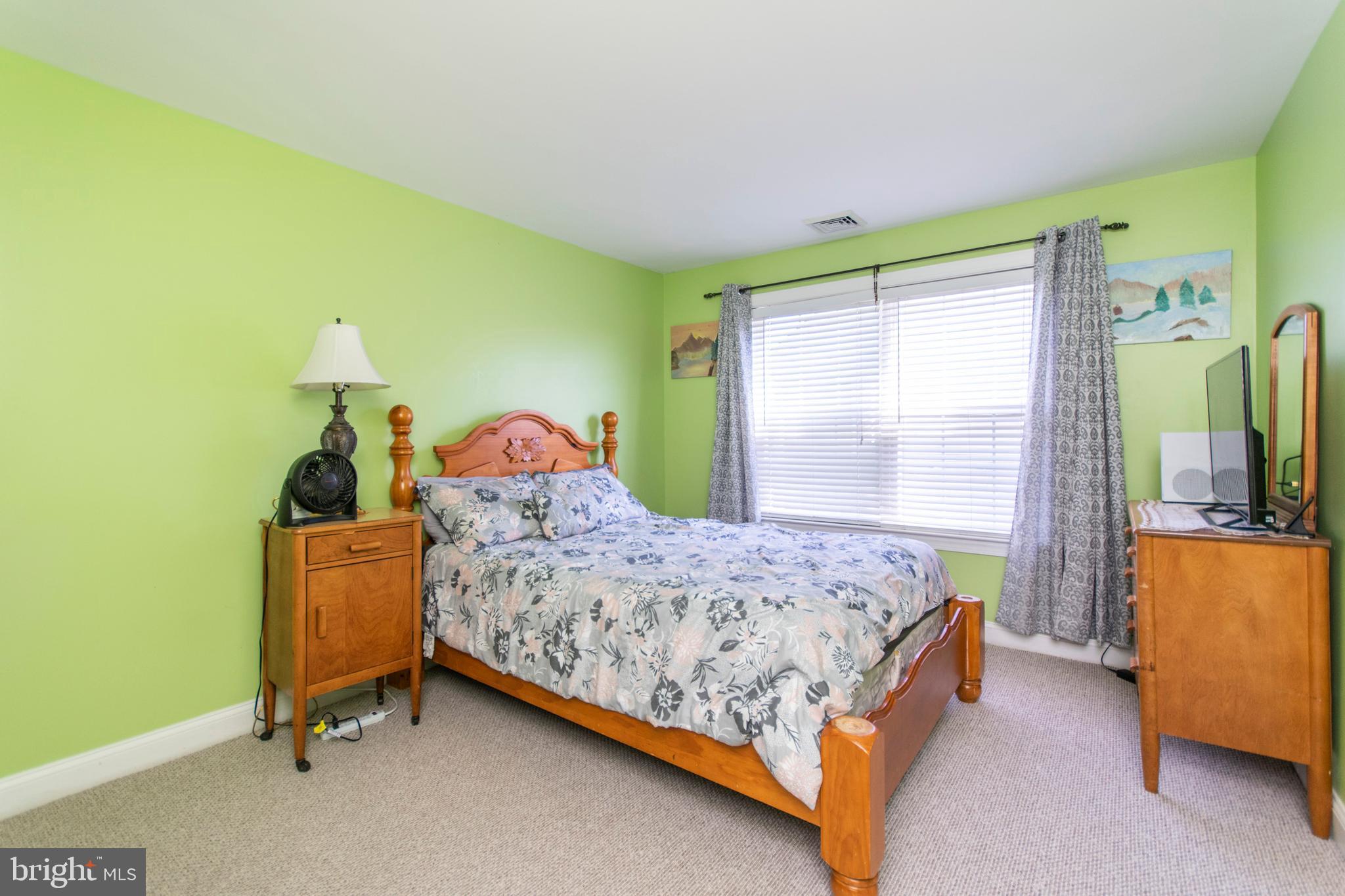 100 Meadow Run Road Bordentown, NJ 08505 - Photo 29 of 42