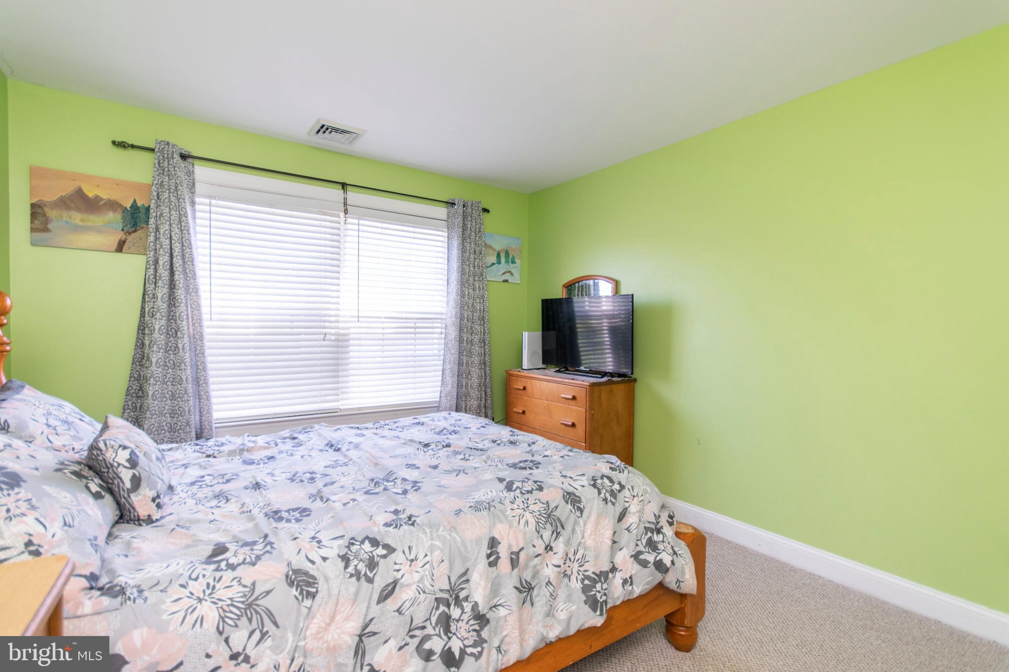 100 Meadow Run Road Bordentown, NJ 08505 - Photo 30 of 42