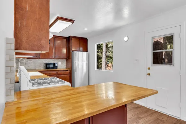 $415,000 | 25459 Palomar Road, Idyllwild, CA 92549