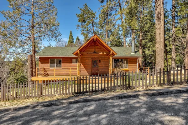 $415,000 | 25459 Palomar Road, Idyllwild, CA 92549