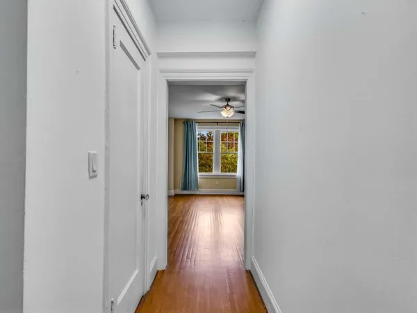 $1,800 | 198 Ponce De Leon Avenue Northeast, Unit D7, Atlanta, GA 30308