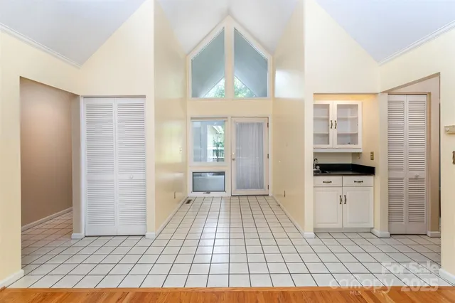 $490,000 | 144 Overlook Drive, Flat Rock, NC 28731