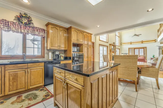 $794,900 | 815 Battlefield Park Drive, Dalton, GA 30720