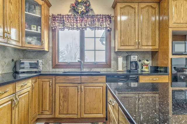 $794,900 | 815 Battlefield Park Drive, Dalton, GA 30720