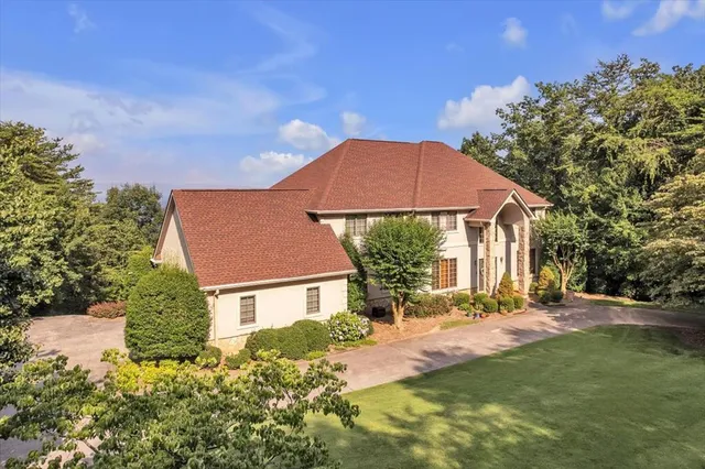 $794,900 | 815 Battlefield Park Drive, Dalton, GA 30720