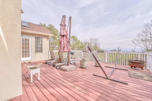 $794,900 | 815 Battlefield Park Drive, Dalton, GA 30720