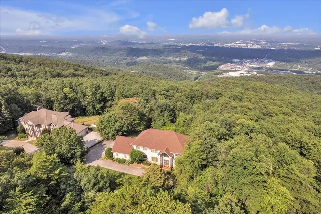 $794,900 | 815 Battlefield Park Drive, Dalton, GA 30720