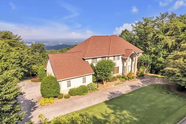 $794,900 | 815 Battlefield Park Drive, Dalton, GA 30720