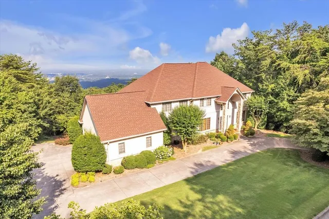 $794,900 | 815 Battlefield Park Drive, Dalton, GA 30720