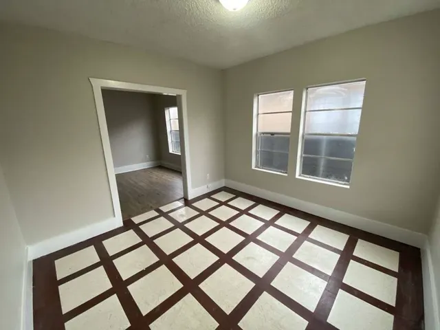 $1,549 | 8213 East Erath Street, Houston, TX 77012