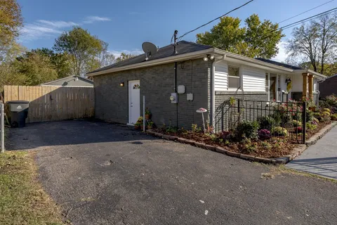 $499,900 | 2916 Rich Acres Drive, Nashville, TN 37207