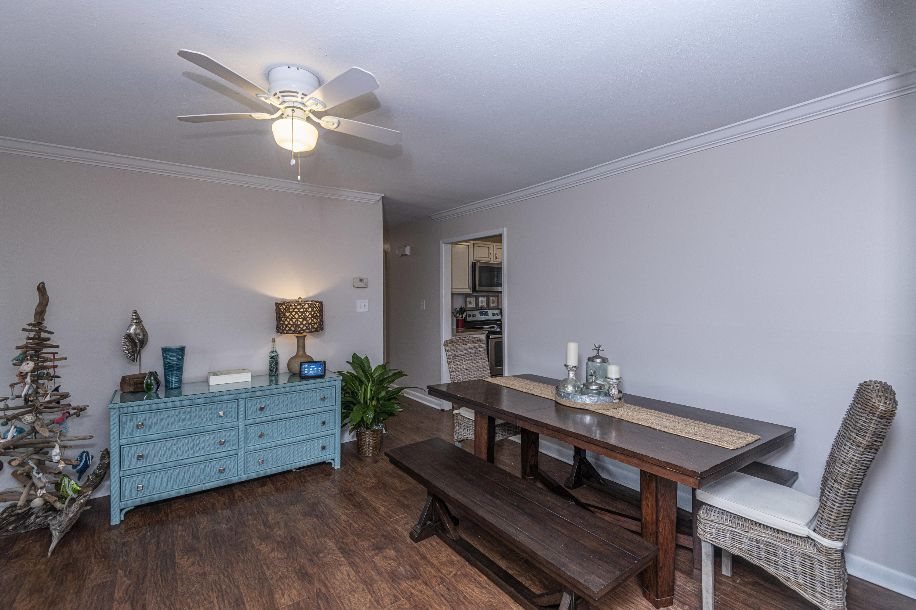 1639 Dogwood Road Charleston, SC 29414 - Photo 6 of 34 7-Dining