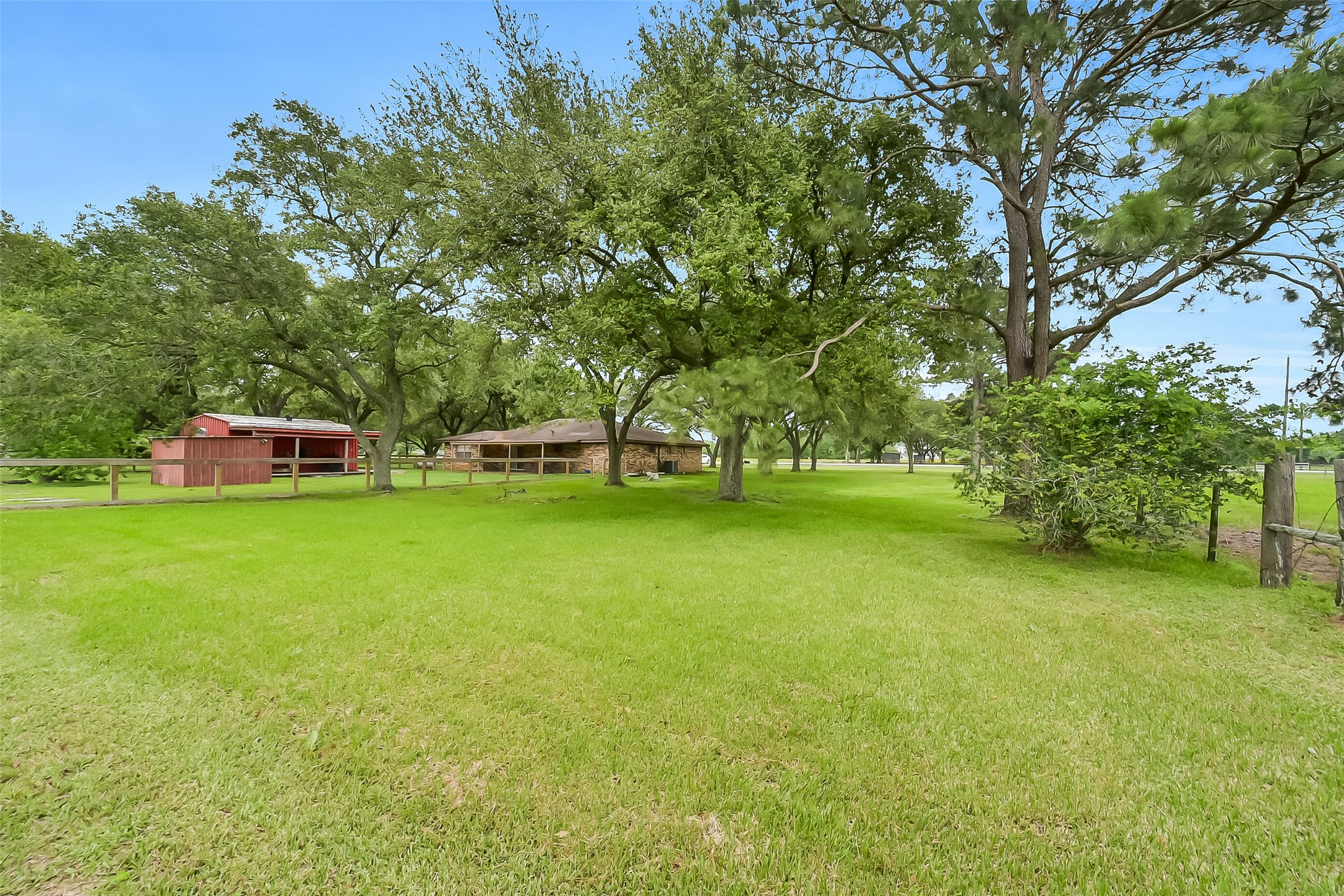9606 Needville Fairchilds Road Needville, TX 77461 - Photo 38 of 46
